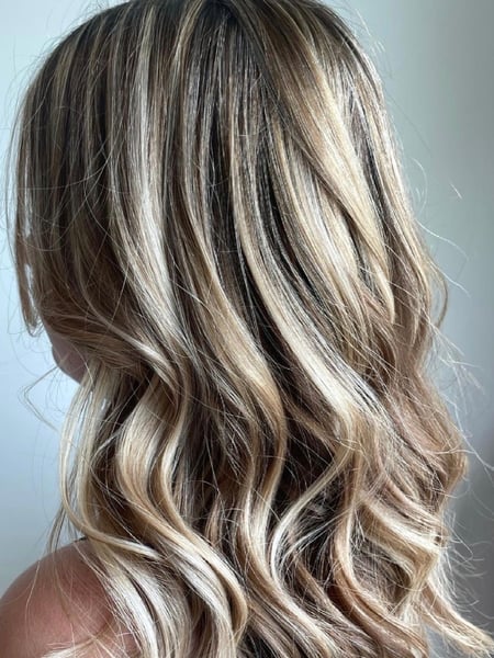 Image of  Women's Hair, Blonde, Hair Color, Highlights, Long Hair (Mid Back Length), Hair Length , Beachy Waves, Hairstyle