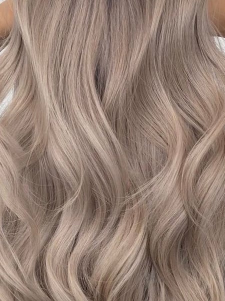Image of  Women's Hair, Blonde, Color, Fashion Color, Long Hair (Mid Back Length), Hair Length (Women's Hair), Layers, Haircut (Style), Beachy Waves, Style