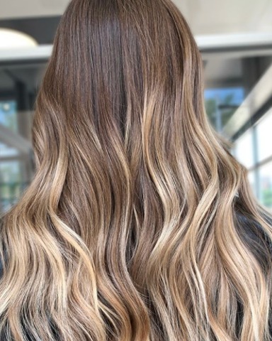 Image of  Women's Hair, Balayage, Color, Long Hair (Mid Back Length), Hair Length (Women's Hair), Beachy Waves, Style