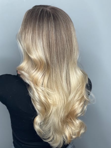 Image of  Women's Hair, Balayage, Hair Color, Blonde, Foilayage, Hair Length , Long Hair (Mid Back Length), Hairstyle, Beachy Waves