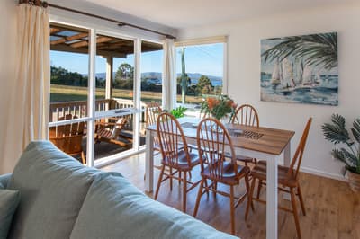 27 Mirrabooka Rd - Image 2