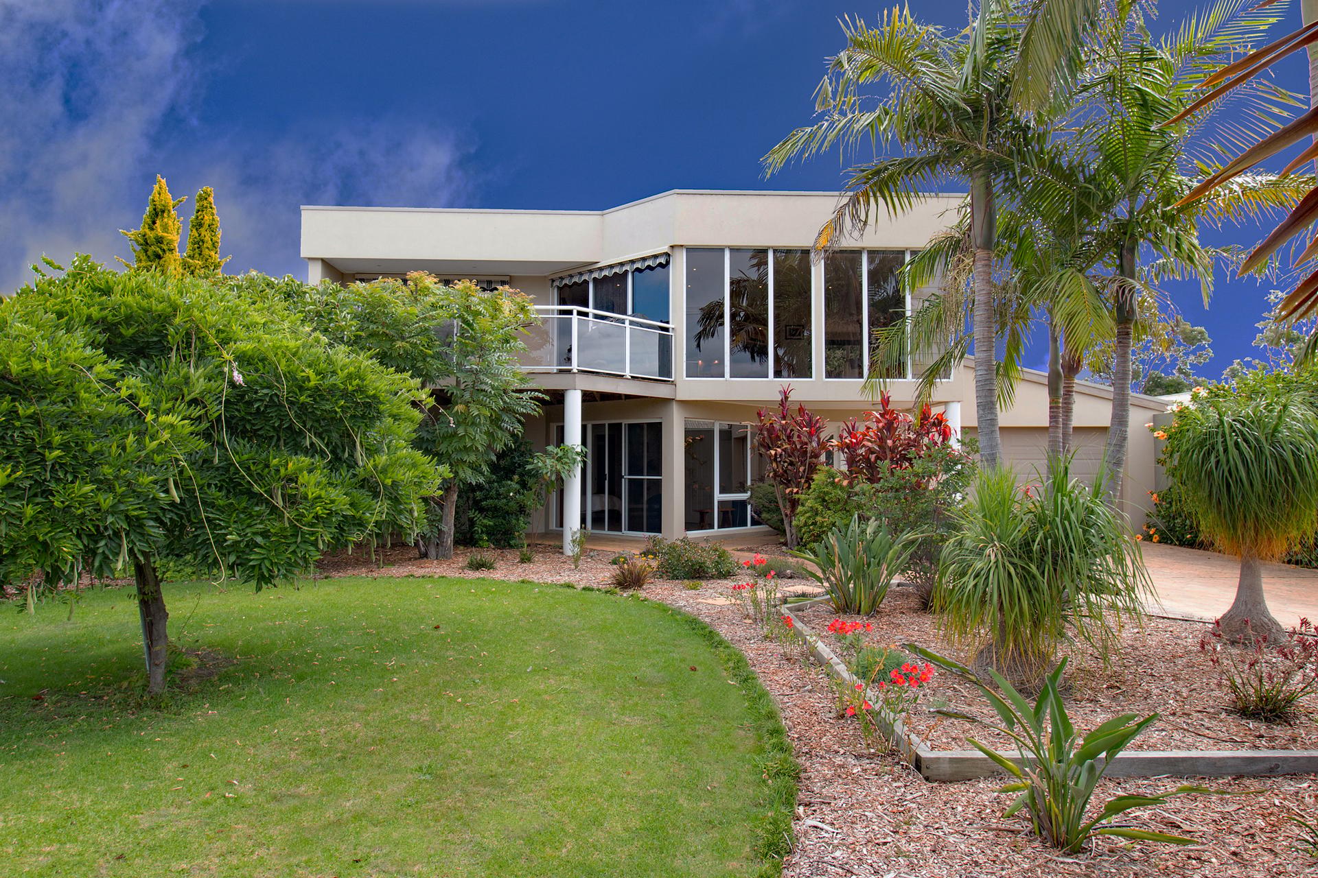 7 Allan Drive