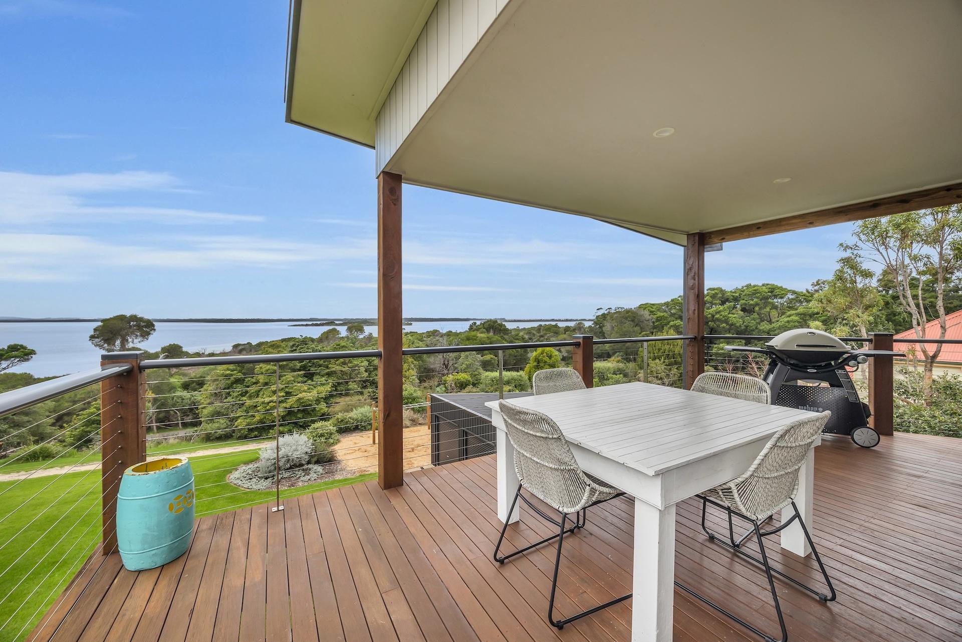 Four on Stingray Point