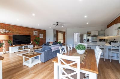 High Tide Apartment - Image 2