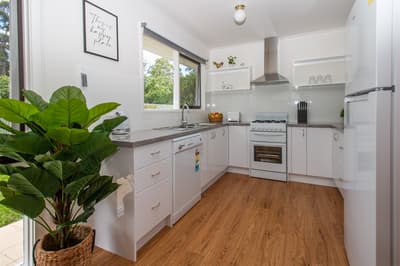Yolly's Cottage - Image 1