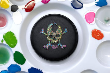 Tourbillon Skelet Ceramic - "Skull Pointillism" lavorazione