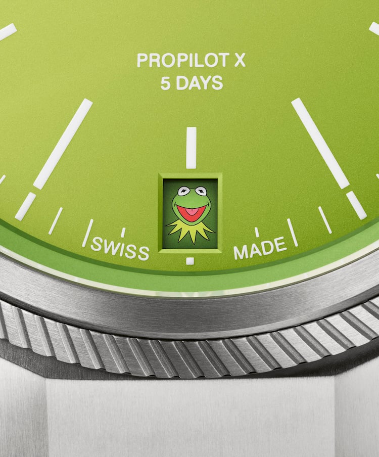 ProPilot X Kermit Edition datario