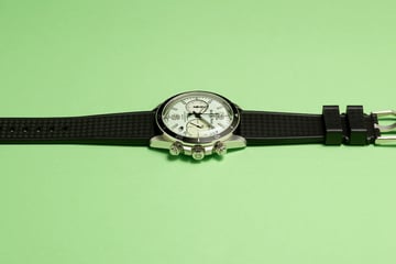 Bell & Ross BR V2-94 Full Lum