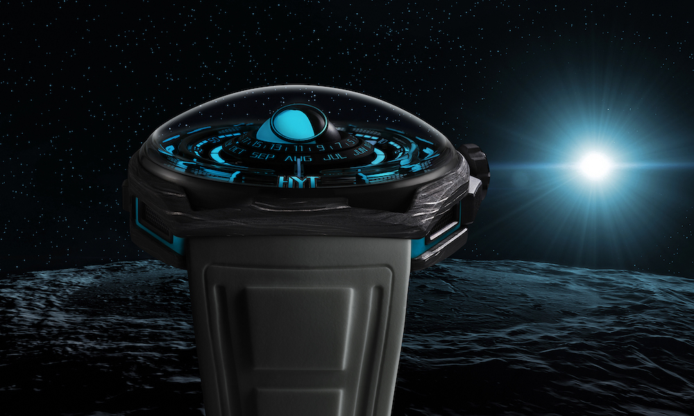 HYT moon runner