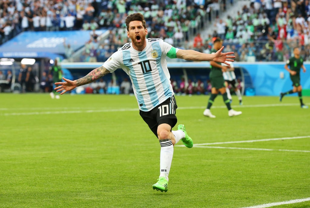 Messi segna contro la Nigeria ed esulta
