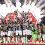 La Juventus celebra la vittoria della Coppa Italia 2023 2024