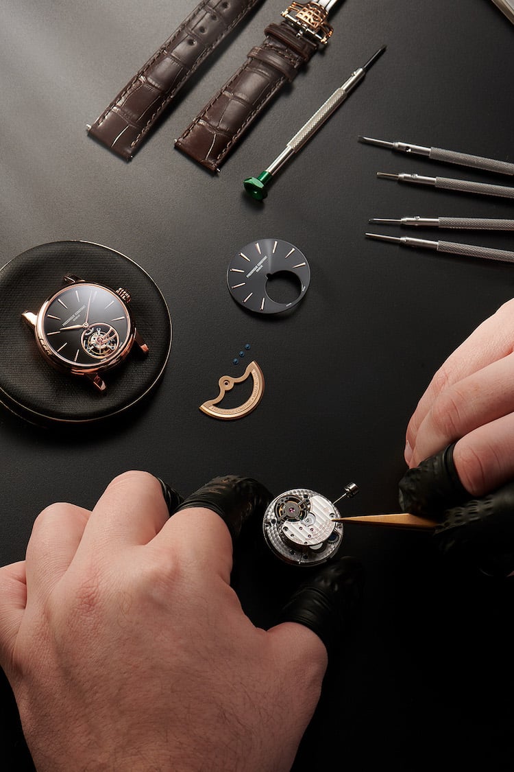 Frederique Constant Classic Tourbillon Manufacture assemblaggio