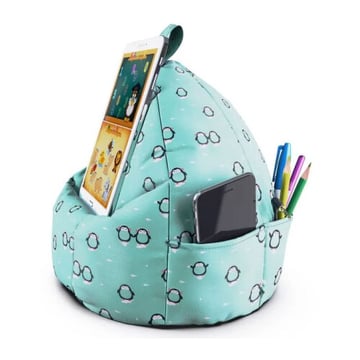 PLANET BUDDIES TABLET CUSHION PENGUIN VIEWING STAND - Planet Buddies 39013
