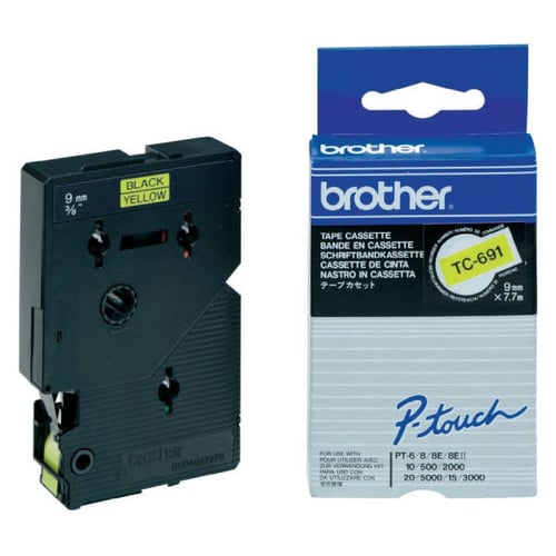 Fita laminada. Texto preto sobre fundo amarelo. Largura: 9 mm. Comprimento: 7,7 m - Brother TC691