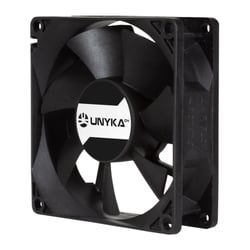 Unykach Server Ventilador de esfera dupla de 80mm - Velocidade máxima 2000rpm - Conector de 4 pinos com controlo de temperatura - Cor preta - Unykach 300642