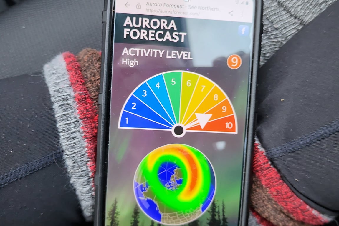 That were the predictions on our way to our very first attempt: High Aurora activity. We were excited but had to idea what to expect!