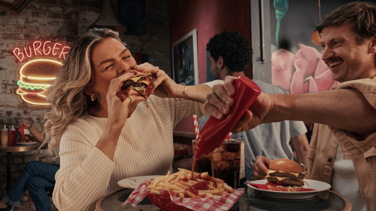 150-Camera Gaussian Splat Good Food Ad: Powered by Xangle