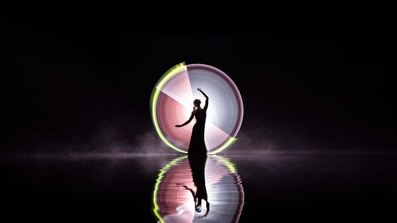 Light-painting tubes