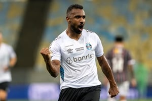 Grêmio x Palmeiras onde assistir, análise e dica de acumulada