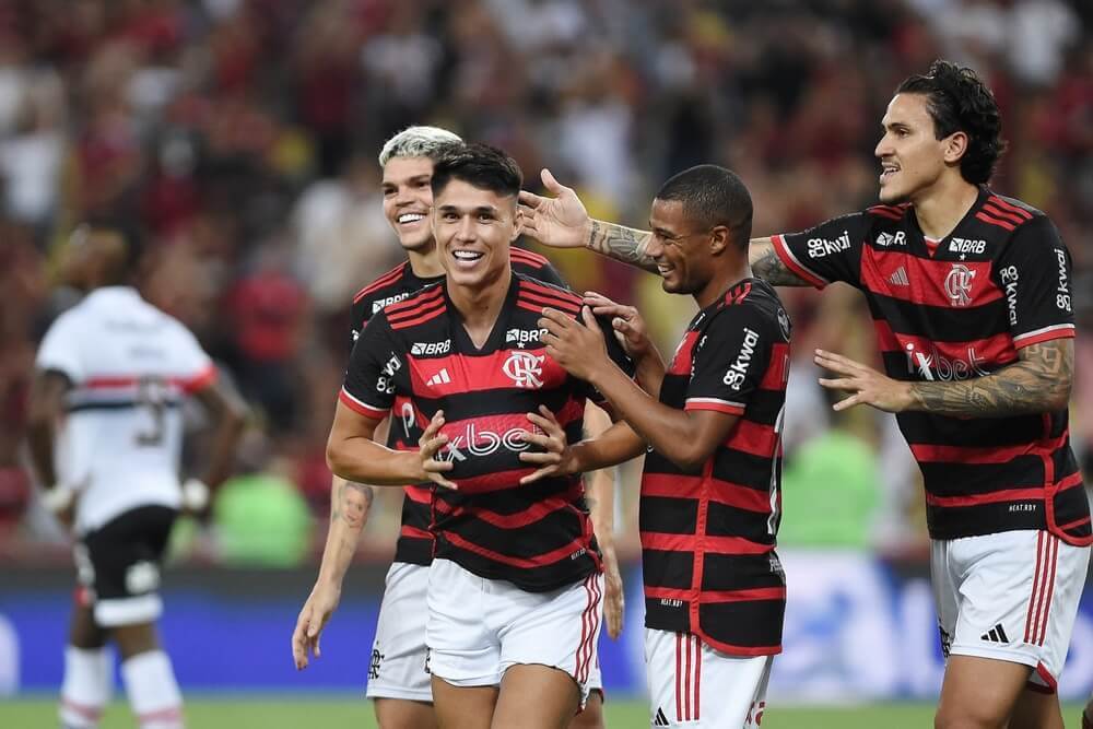 São Paulo x Flamengo: Onde assistir, análise e dica de aposta