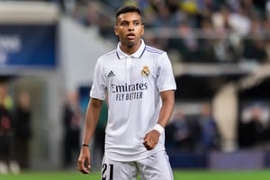 Transferências Negociações que vão mudar o mercado em 20242025