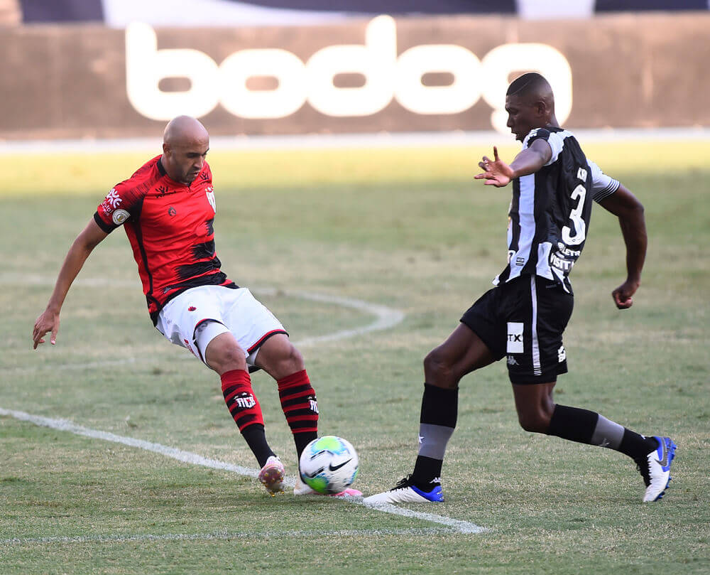Eliminado na Libertadores, Fluminense busca reação diante do lanterna Atlético-GO