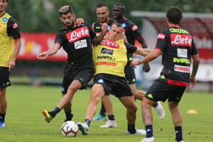 NAPOLI IN RITIRO
