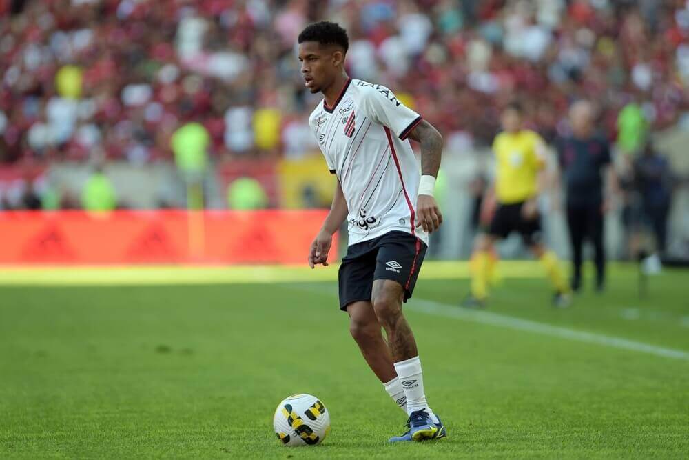 Racing x Athletico Paranaense: Onde assistir, análise e palpite