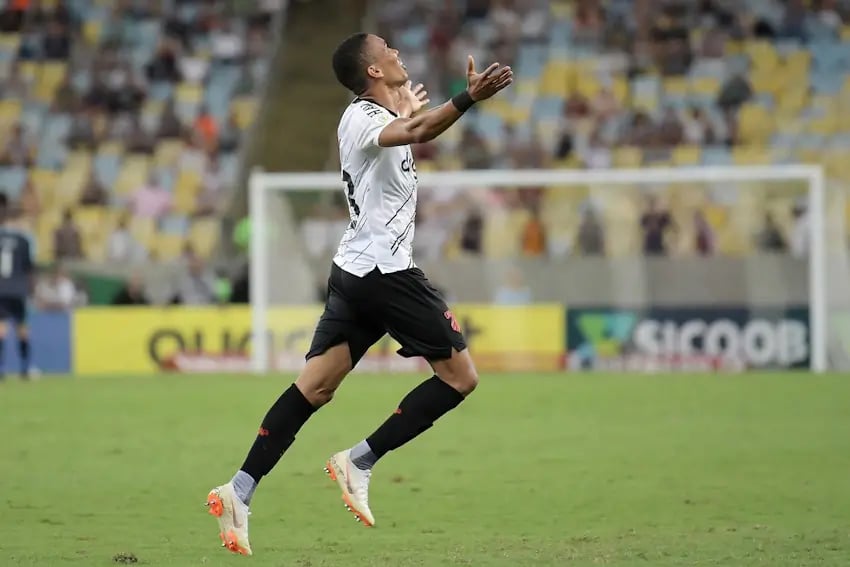 Athletico x Corinthians: onde assistir, análise e dica de apostas