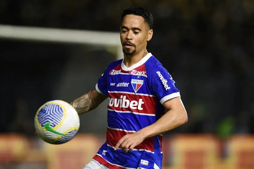 Fortaleza e Corinthians voltam a se encontrar em luta pela sobrevivência na Copa Sul-Americana