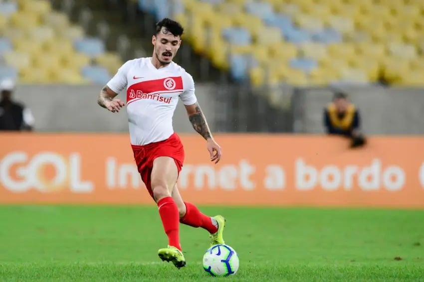 Vitória x Internacional: onde assistir, estatísticas e melhor palpite