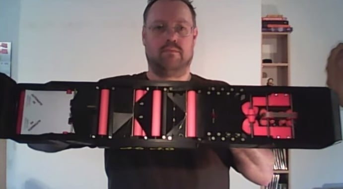 [VIDEO] Machine Gun: Paper Airplane Style