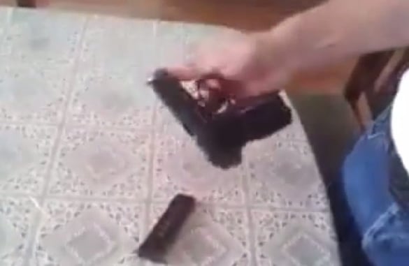 [VIDEO] One-Handed Pistol Takedown That You Will Watch More Than Once