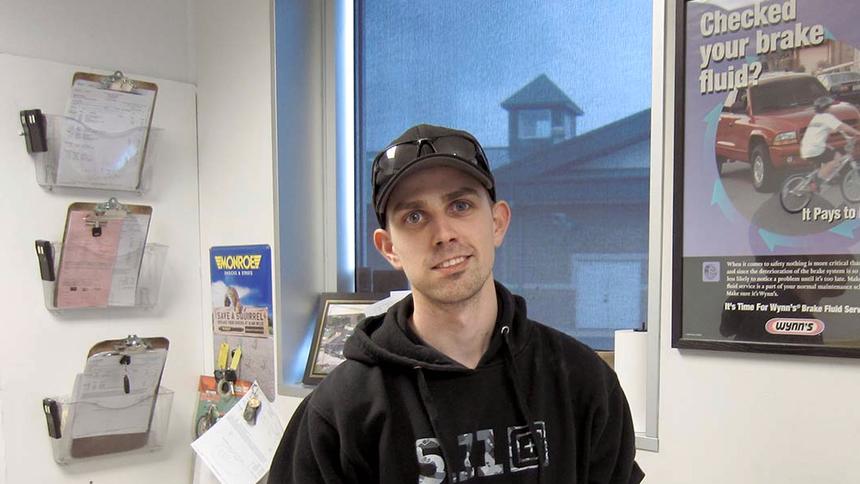 Robber Draws Finger Gun Under His Hoodie, Store Manager Draws Real Gun From His Holster