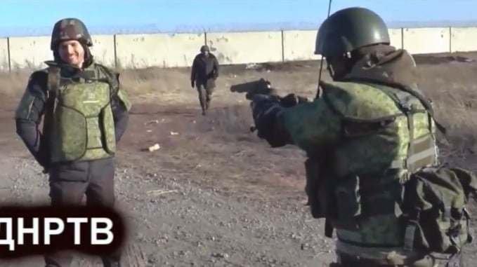 [VIDEO] Sometimes Body Armor Does Not Work, And Sometimes People Are Stupid