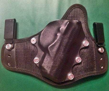 [HOLSTER REVIEW] StealthgearUSA IWB Holster