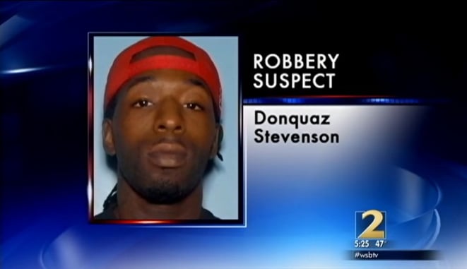 [VIDEO] Pizza Delivery Driver Shoots Robbery Suspect In Face, May Lose Job At Papa John’s For Defending Herself