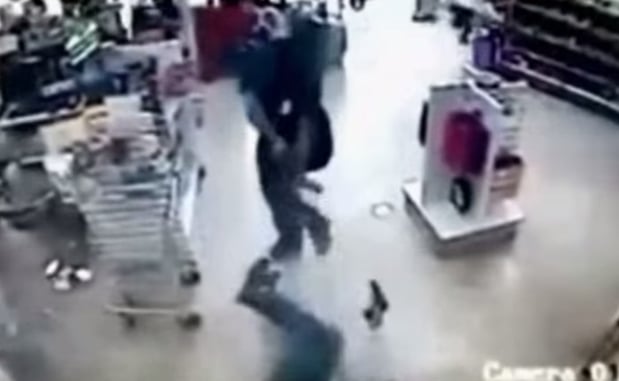 [VIDEO] Thug Shoots Man At Point Blank Range, Man Fires Back With His Own Firearm