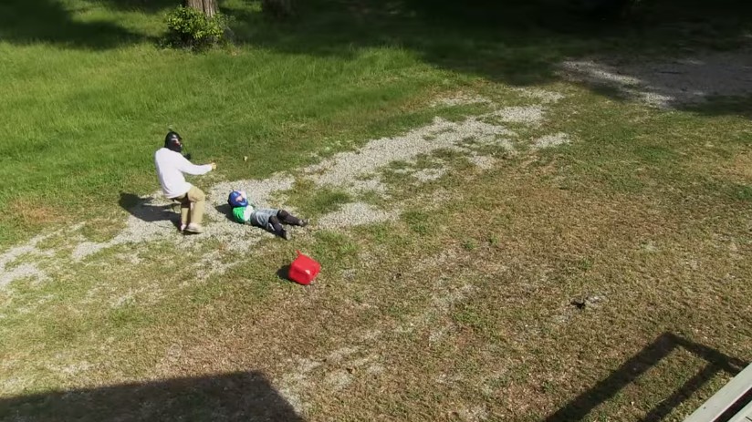 [VIDEO] Man Tries To Set Girl On Fire, Father Steps In With Gun – First Person Defender