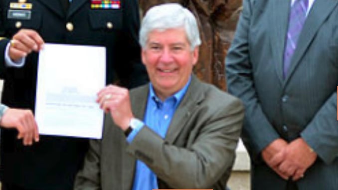 [BREAKING] Governor Snyder Signs Michigan Concealed Carry Reform