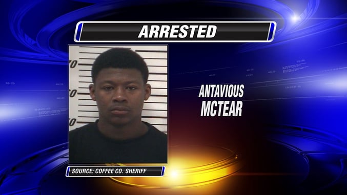 Armed Pizza Delivery Driver Turns The Tables On Robber