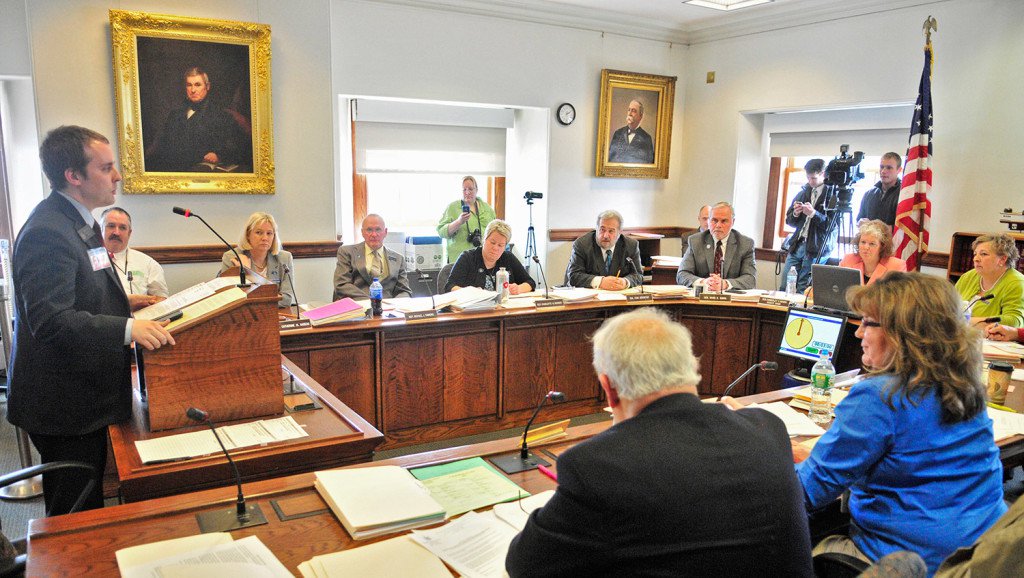 Maine Senate Gives Green Light For Permitless CCW