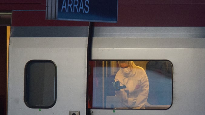 CORRECTION: 1 USAF Airman and 1 Nat’l Guardsman Thwart Paris-Amsterdam Attacker