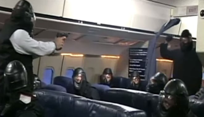 Americans Should Be Allowed To Carry Guns On Airplanes