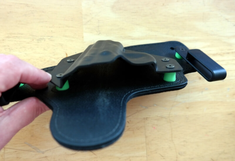 cloaktuck3-iwb-angle