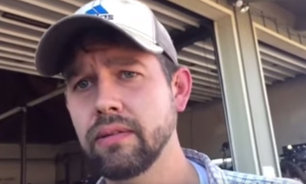[BREAKING] [VIDEO] Armed Student And Veteran Was 200 Yards Away During Oregon Shooting, Another Veteran Charged And Tackled Gunman