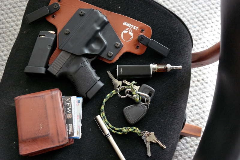 #DIGTHERIG — James England and his Glock 36 With Alien Gear 1.0 IWB