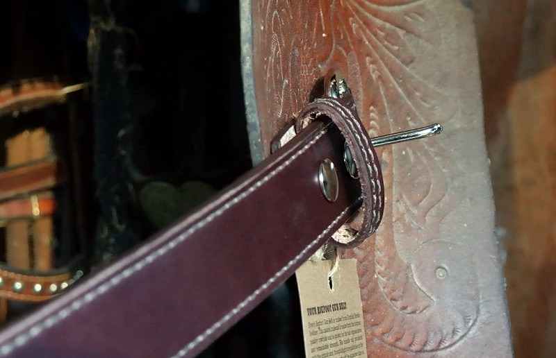 big-foot-english-bridle-leather-comparison