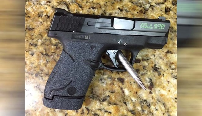 #DIGTHERIG – Jeffrey and his S&W M&P Shield 9mm