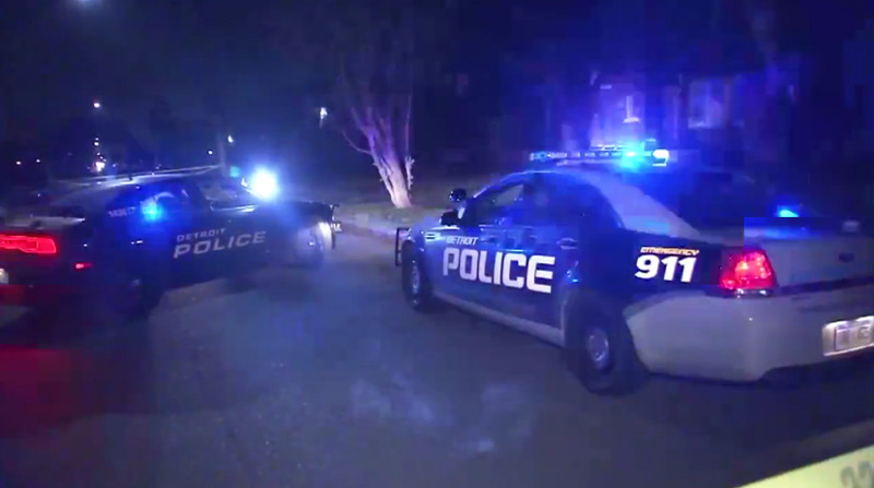 Pizza Delivery Driver Ambushed During Delivery, Returns Fire On Crooks